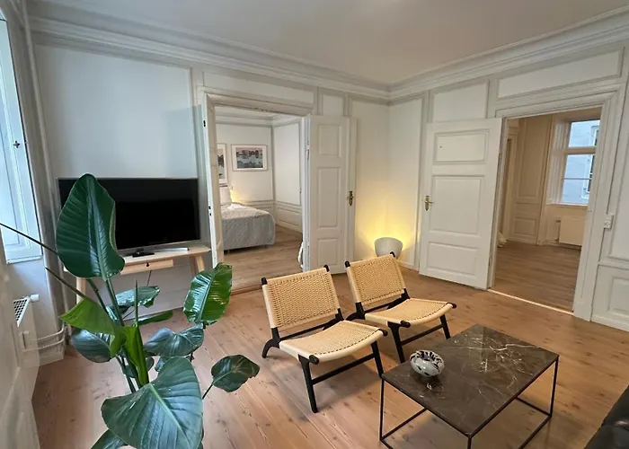 The Admiral דירה *